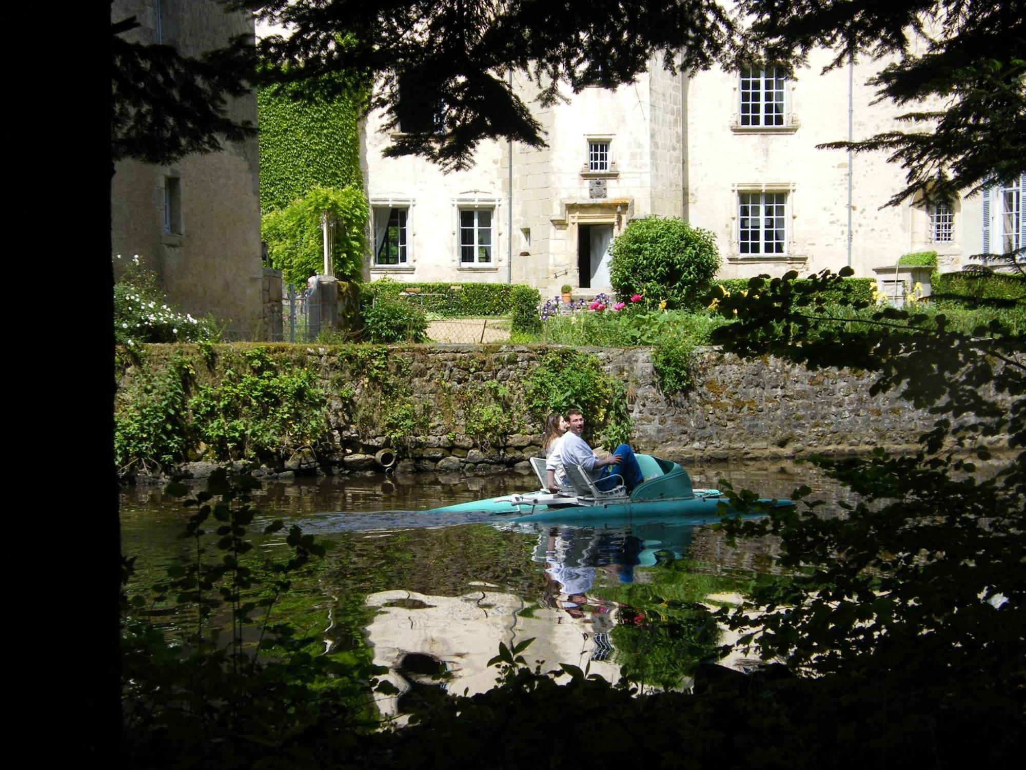 Saint-Dier-dʼAuvergne Chateau Des Martinanches المظهر الخارجي الصورة